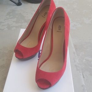 Red open toe pumps like new